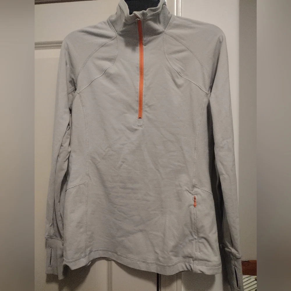 Lululemon Athletica Beige Top - Picture 2 of 7